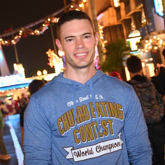 Meet your Posher, Travis - Picture 1 of 1